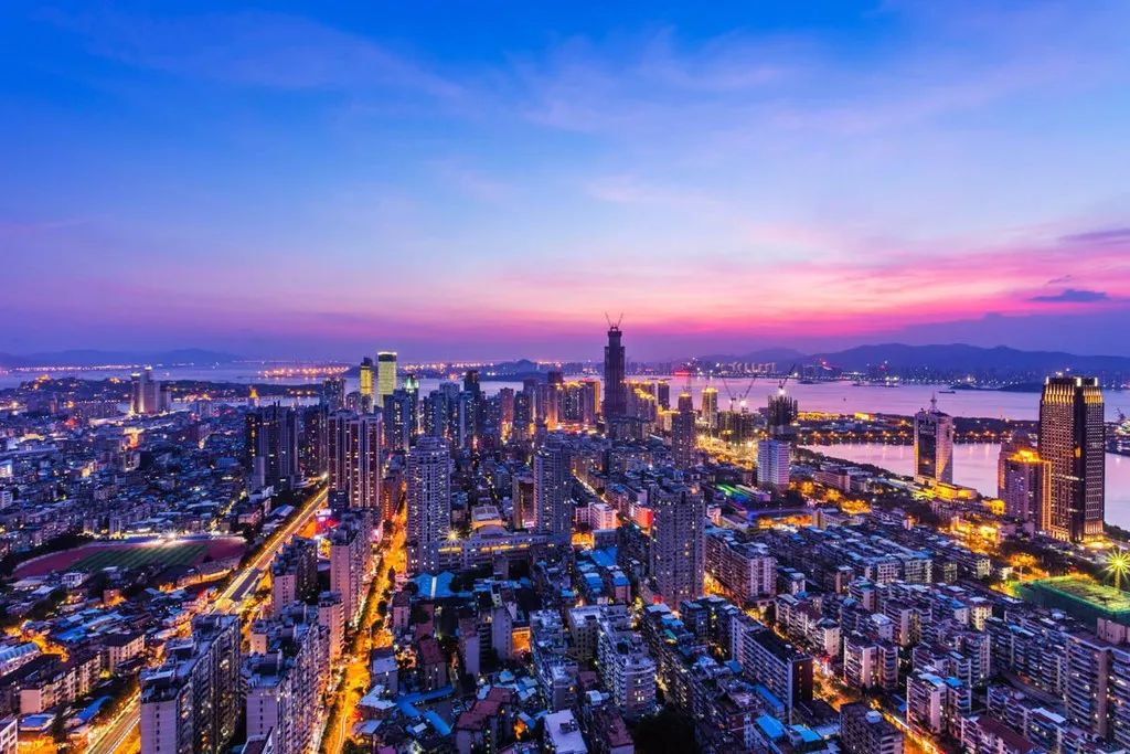 福建小城，家的温馨日常画卷